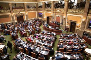 (Rachel Rydalch | The Salt Lake Tribune) The start of the 2022 legislative session kicks off at the Utah Capitol in Salt Lake City on Tuesday, Jan. 18, 2022.
