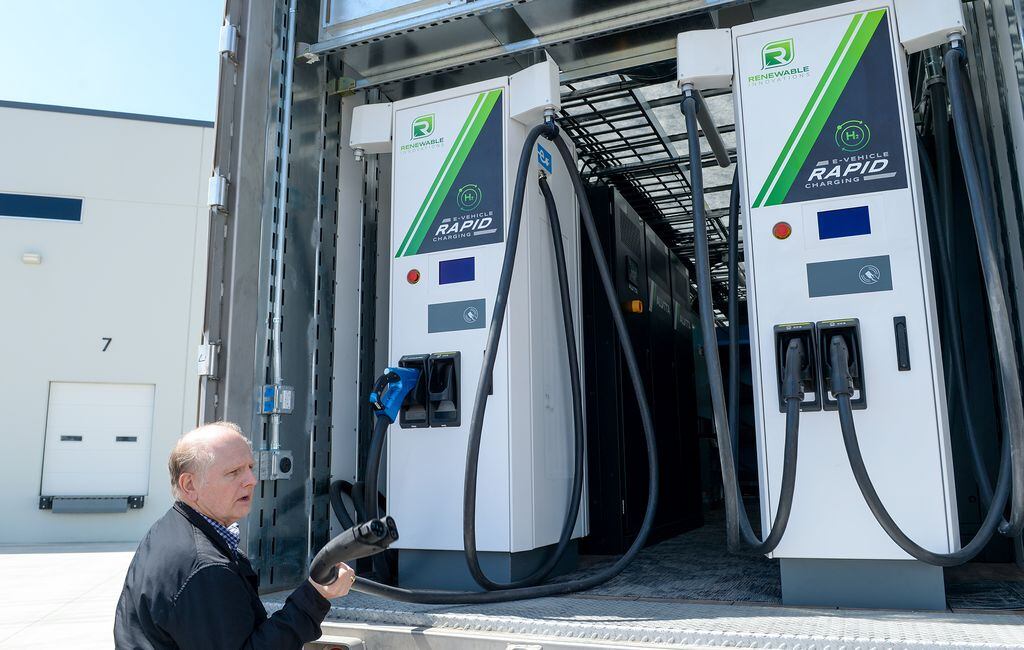 (Chris Samuels | The Salt Lake Tribune) Renerable Innovations CEO Robert L. Mount demonstrates a mobile electric vehicle charging trailer at the company's facility in American Fork, Friday, April 15, 2022. Using hydrogen as a fuel source, the unit can provide charging in places away from the electric grid.