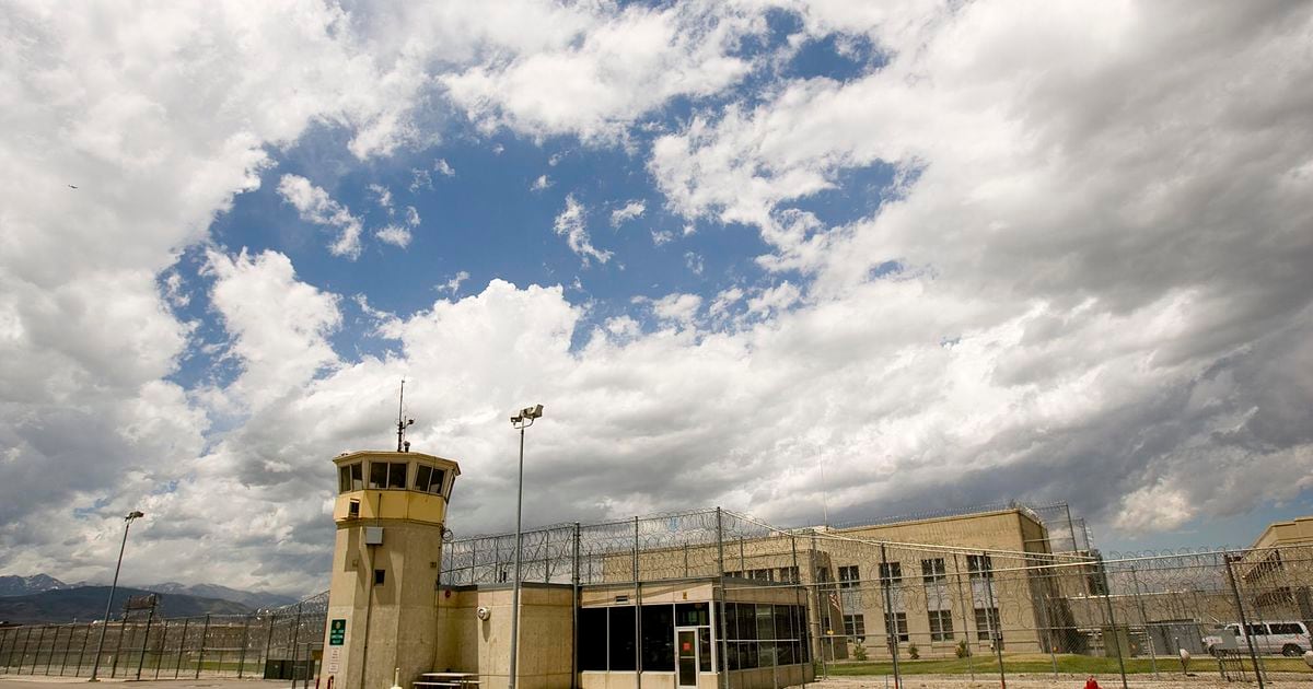 Narapidana perempuan di penjara Utah meninggalkan kelas kejuruan tradisional laki-laki