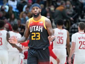 (Leah Hogsten | The Salt Lake Tribune)  Utah Jazz forward Royce O'Neale (23) looks to the coaching staff during a timeout as the Utah Jazz host the Houston Rockets at Vivint Arena, Jan. 18, 2022. 
