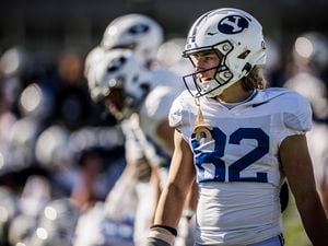 (Nate Edwards | BYU) BYU wide receiver Parker Kingston going through spring practice on March 23, 2023.
