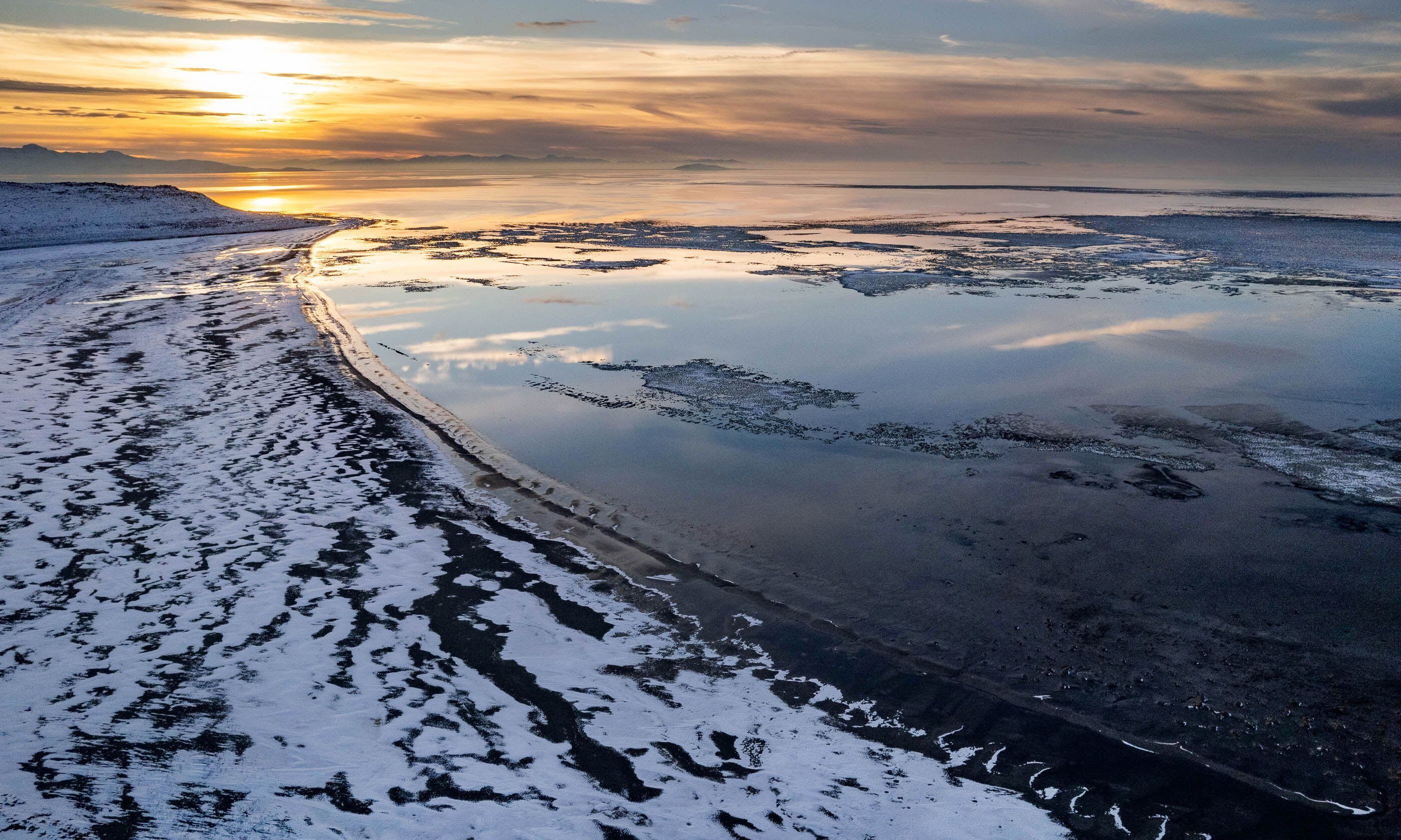 (Francisco Kjolseth | The Salt Lake Tribune) Dropping lake levels on the Great Salt Lake, along the north side of Antelope Island, continue to expose more reef-like structures called microbialites on Wednesday, Jan. 4, 2023. 