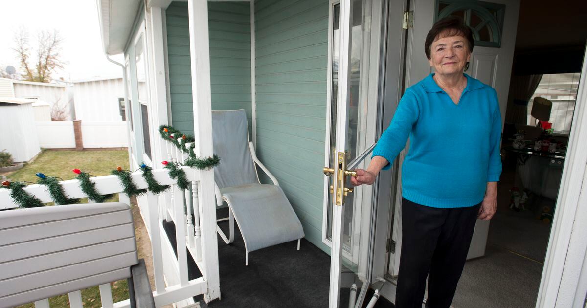 Without full property rights or renters' rights, Utah mobilehome owners need legal aid