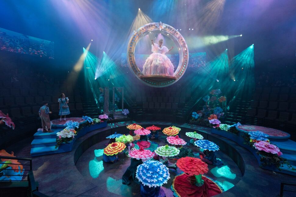 Hale Centre Theatre’s ‘Wizard of Oz’ makes magic that rivals the