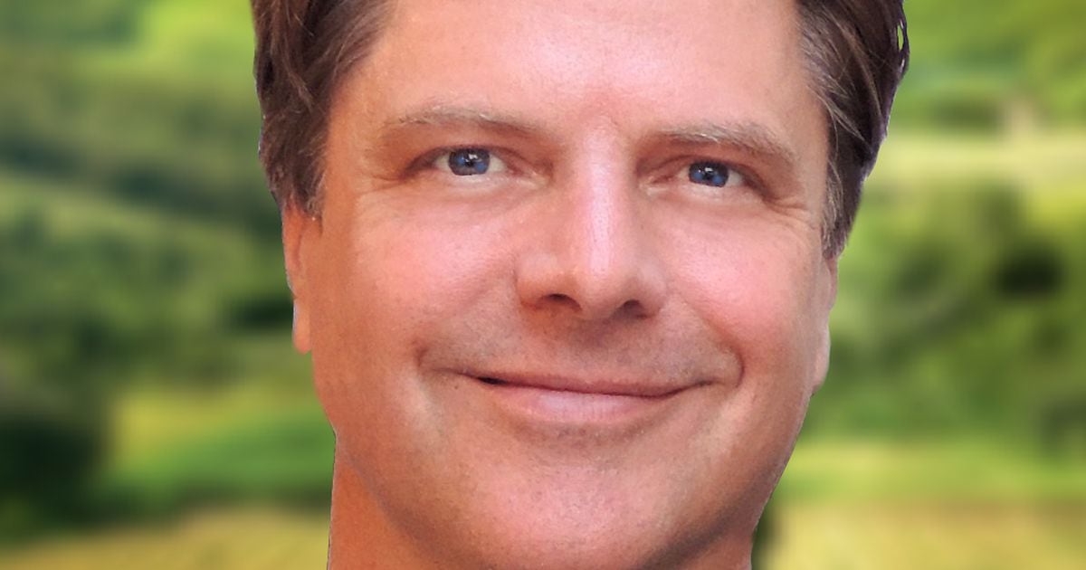 Utah author Richard Paul Evans, accused of sexual harassment