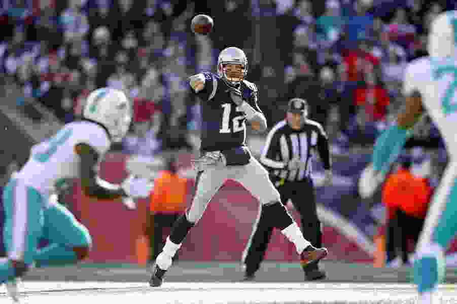 Brady throws for 4 TDs, Patriots beat Dolphins 3517 The Salt Lake