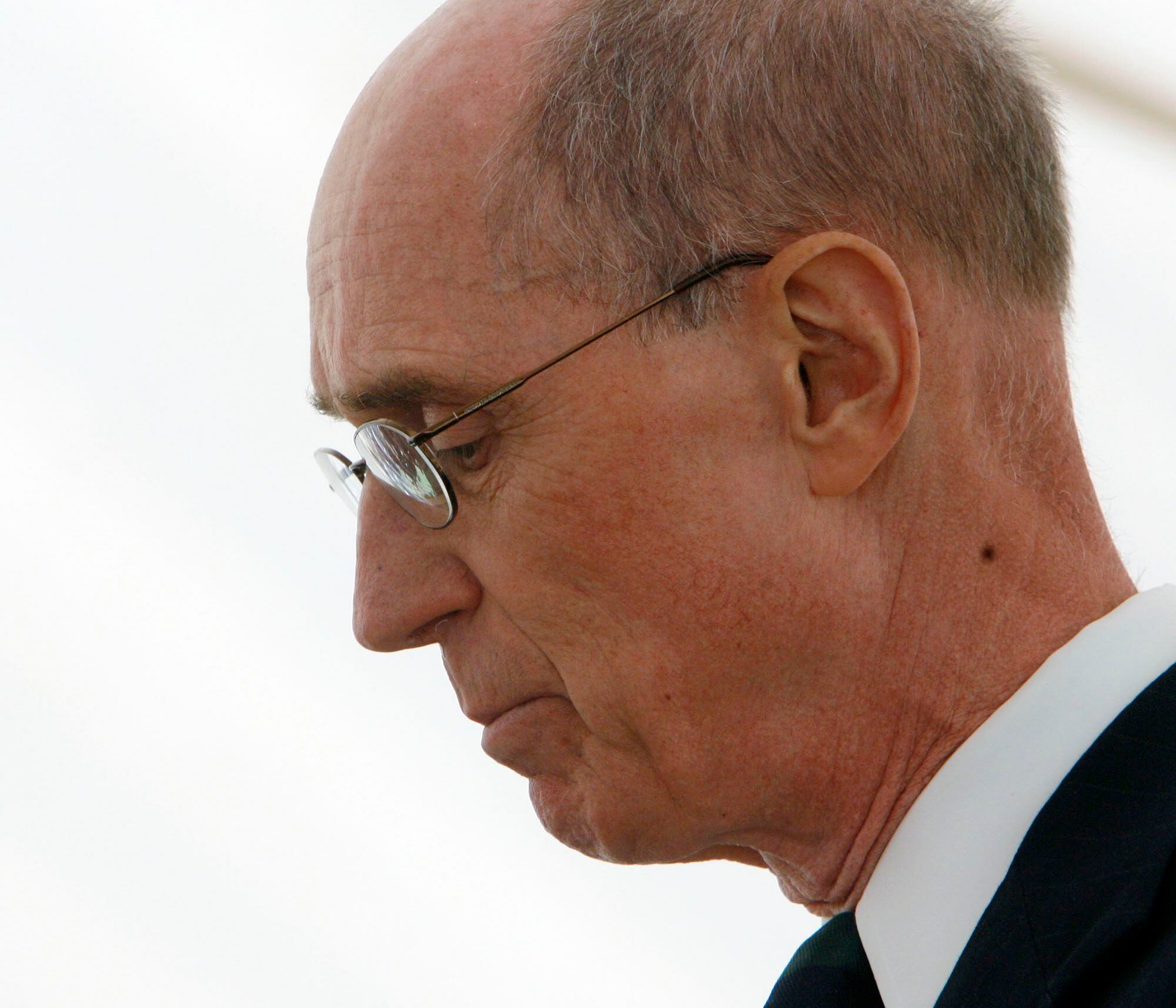 (Steve Griffin | The Salt Lake Tribune) An emotional Henry B. Eyring lowers his head while speaking during a Mountain Meadows Massacre memorial service in 2007.