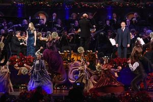 (Francisco Kjolseth  |  The Salt Lake Tribune)  The Mormon Tabernacle Choir Christmas extravaganza kicks off with Broadway star Sutton Foster and "Downton Abbey's" Hugh Bonneville at the Conference Center on Thursday, Dec. 14, 2017.