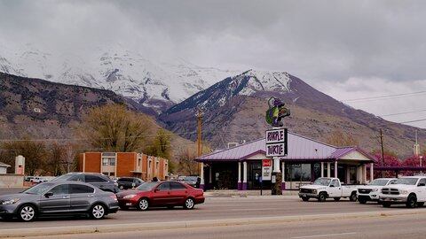 Coronavirus cases in Utah County are rising. Leaders don’t want to issue a stay-at-home order at this time.