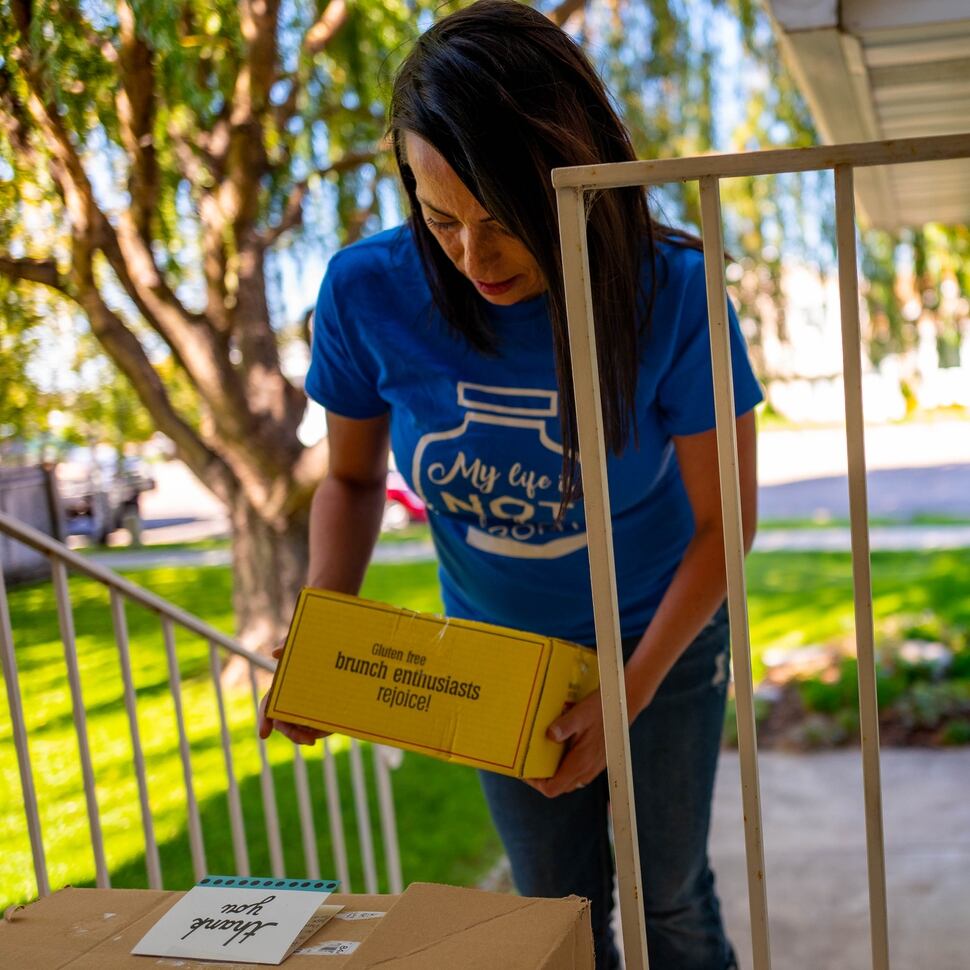 (Trent Nelson | The Salt Lake Tribune) Jennifer Draney picks up insulin and other supplies to be given to other diabetics, in Roy on Friday Sept. 13, 2019.
