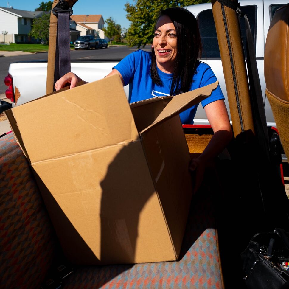 (Trent Nelson | The Salt Lake Tribune) Jennifer Draney picks up insulin and other supplies to be given to other diabetics, in Roy on Friday Sept. 13, 2019.