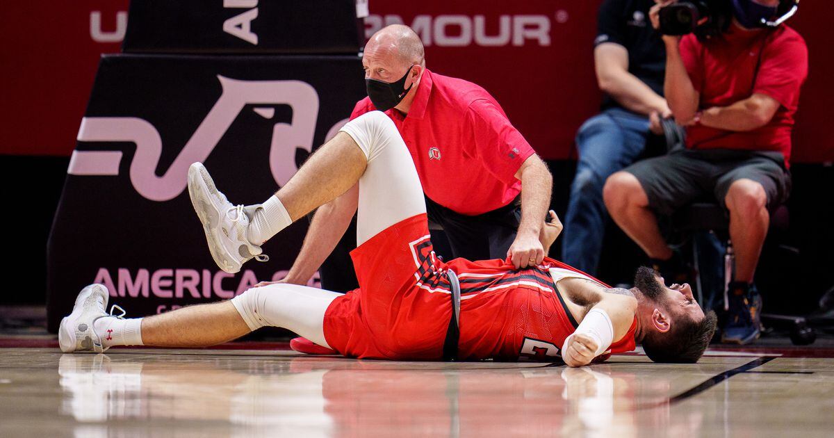 Pemain bola basket Utah Dusan Mahorcic absen hingga Januari setelah mengalami cedera lutut vs. BYU