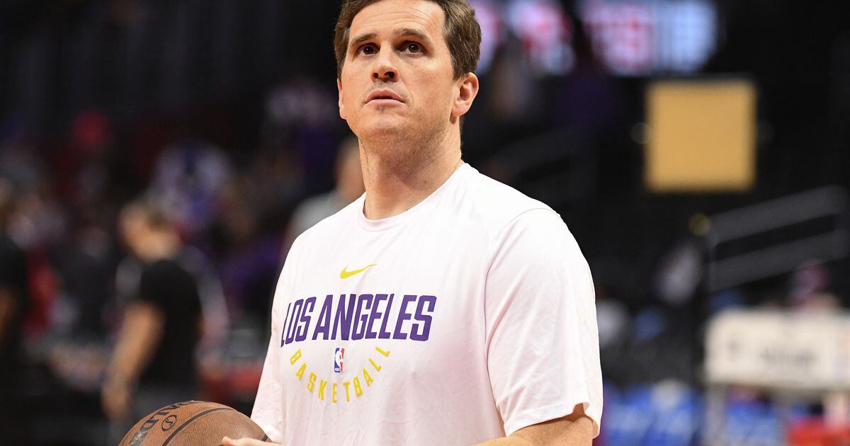 Los Angeles Lakers assistant Mark Madsen to new head basketball