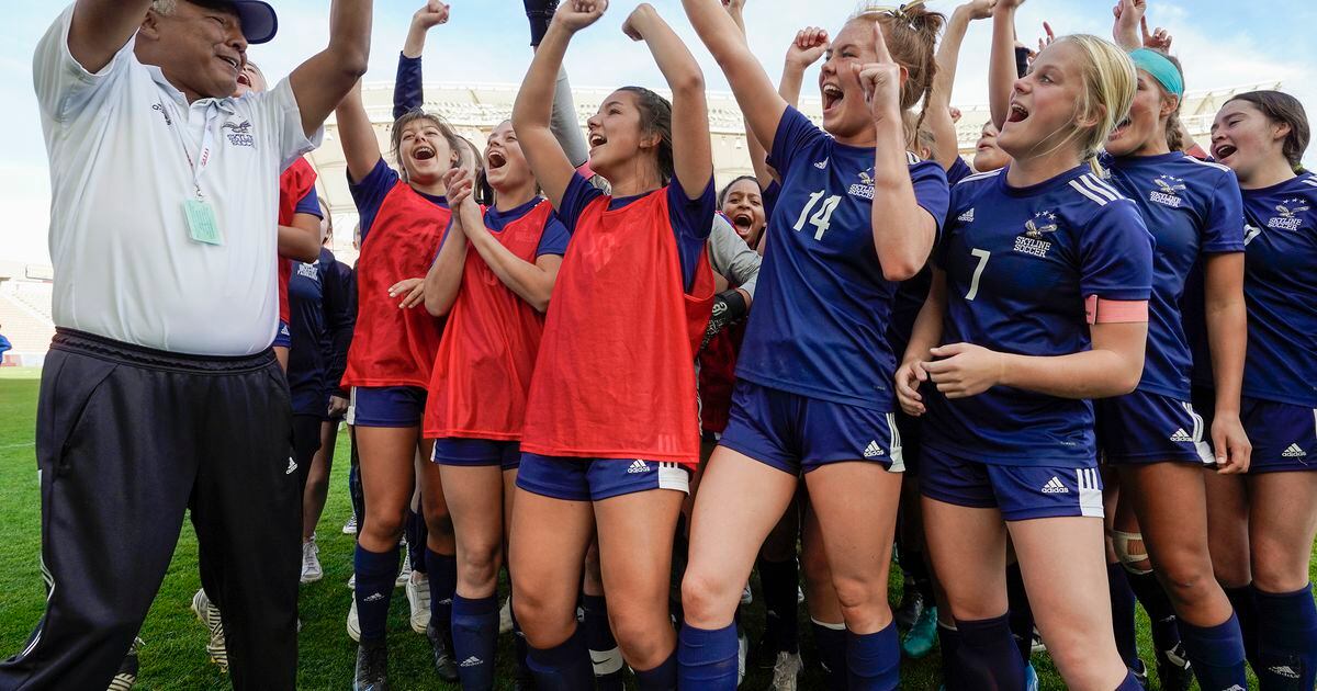 Skyline memenangkan gelar sepak bola putri 5A dengan kemenangan 3-1 atas Lehi