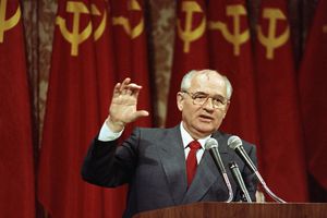 (David Longstreath | AP) Soviet President Mikhail Gorbachev addresses business executives in San Francisco in 1990. He was "always in a hurry, with a serious, determined expression," writes Salt Lake Tribune journalist, who used to work in Moscow.