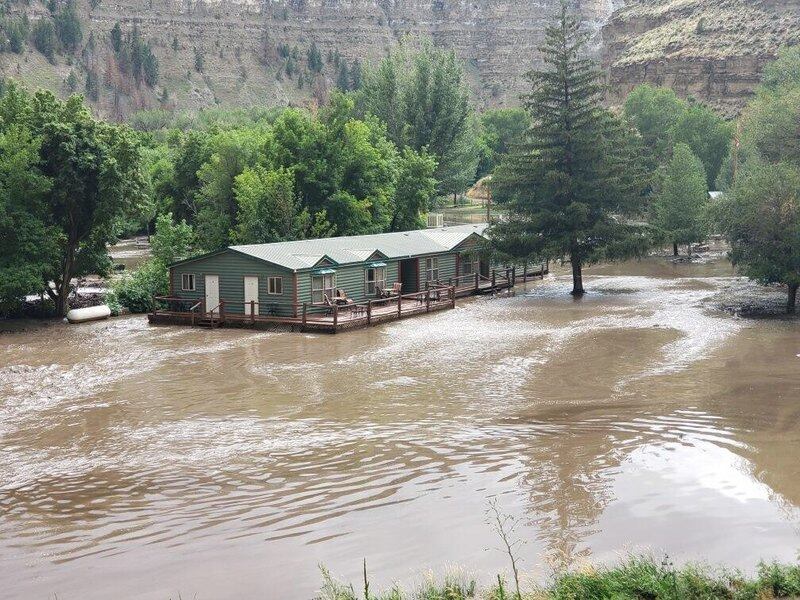 Flash flooding closes part of U.S. 89 in Utah County, prompts