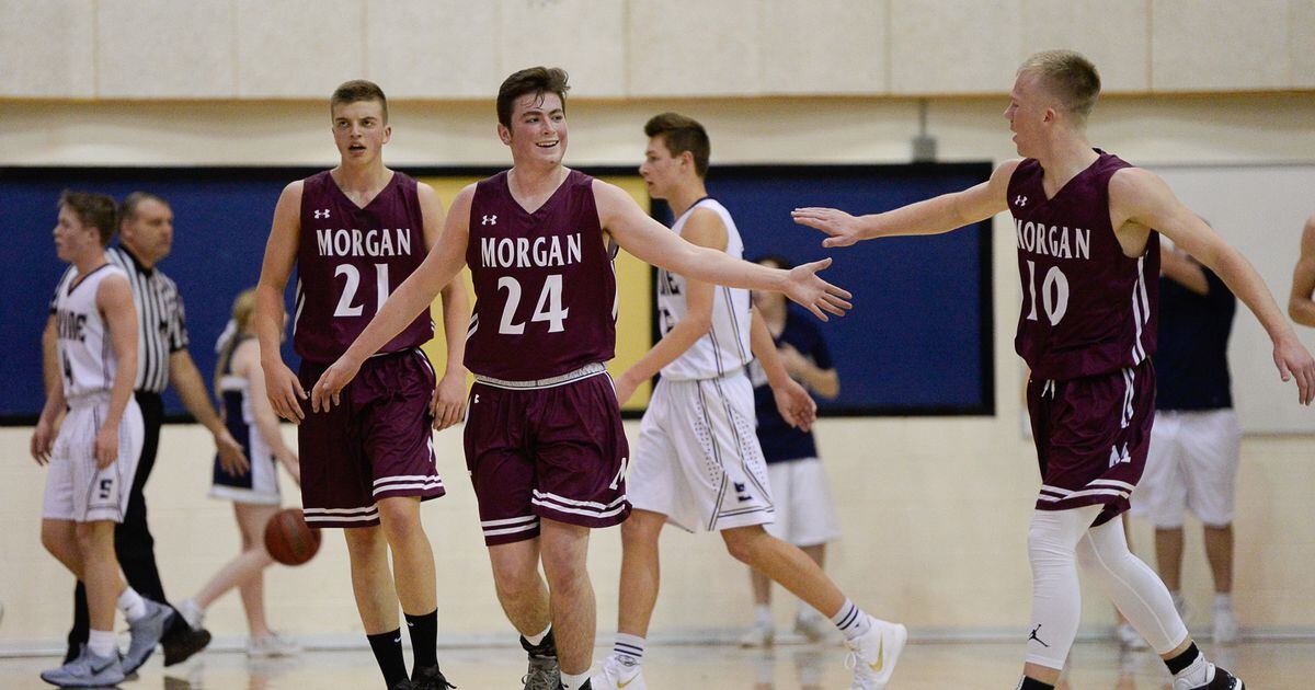 shoots lights out in boys' basketball win over Skyline