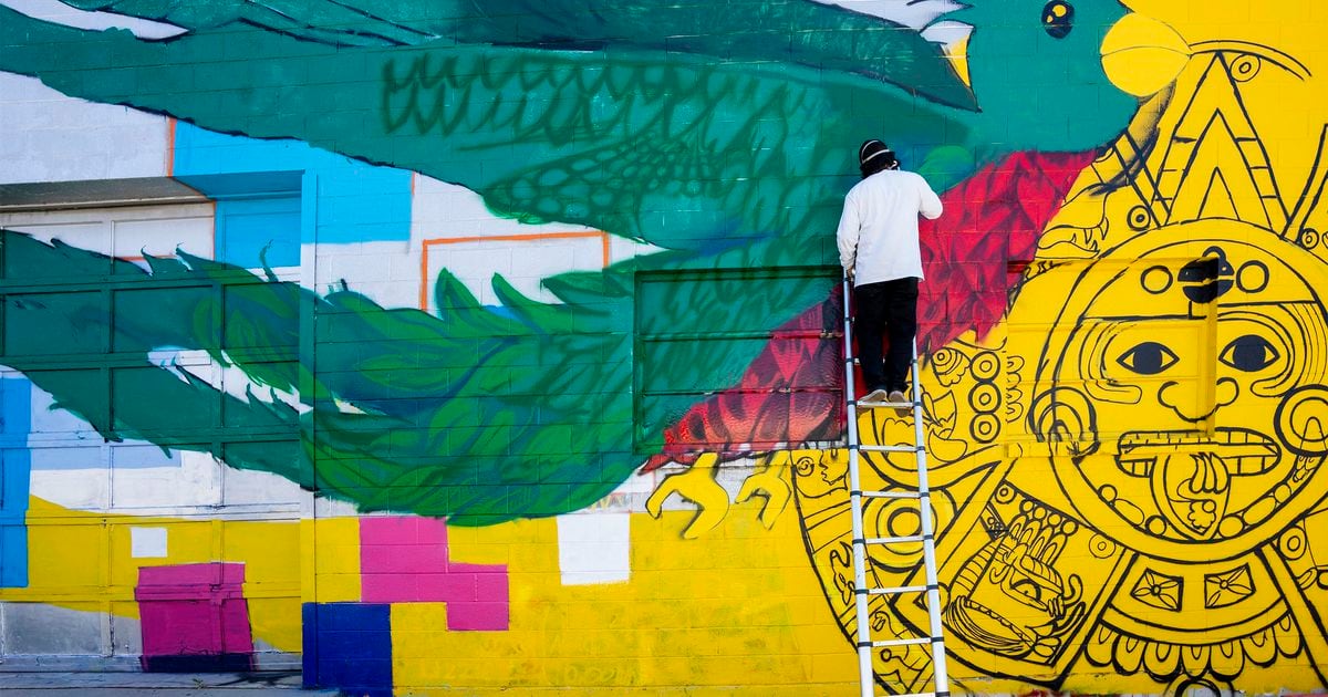 SLCC students preserve their Chicano culture through street art