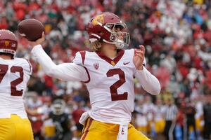 Southern California quarterback Jaxson Dart throws a pass during the first half of an NCAA college football game against Washington State, Saturday, Sept. 18, 2021, in Pullman, Wash. (AP Photo/Young Kwak)