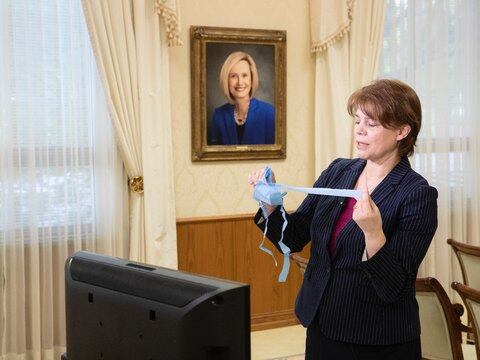 Social distancing isn’t stopping acts of personal Christian charity, LDS women’s leaders say