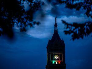 (Trent Nelson  |  The Salt Lake Tribune) City Hall in Salt Lake City is illuminated in the colors of the Mexican flag on Thursday, Sept. 15, 2022, to commemorate the 212th anniversary of the Independence of Mexico and to celebrate Hispanic Heritage Month.