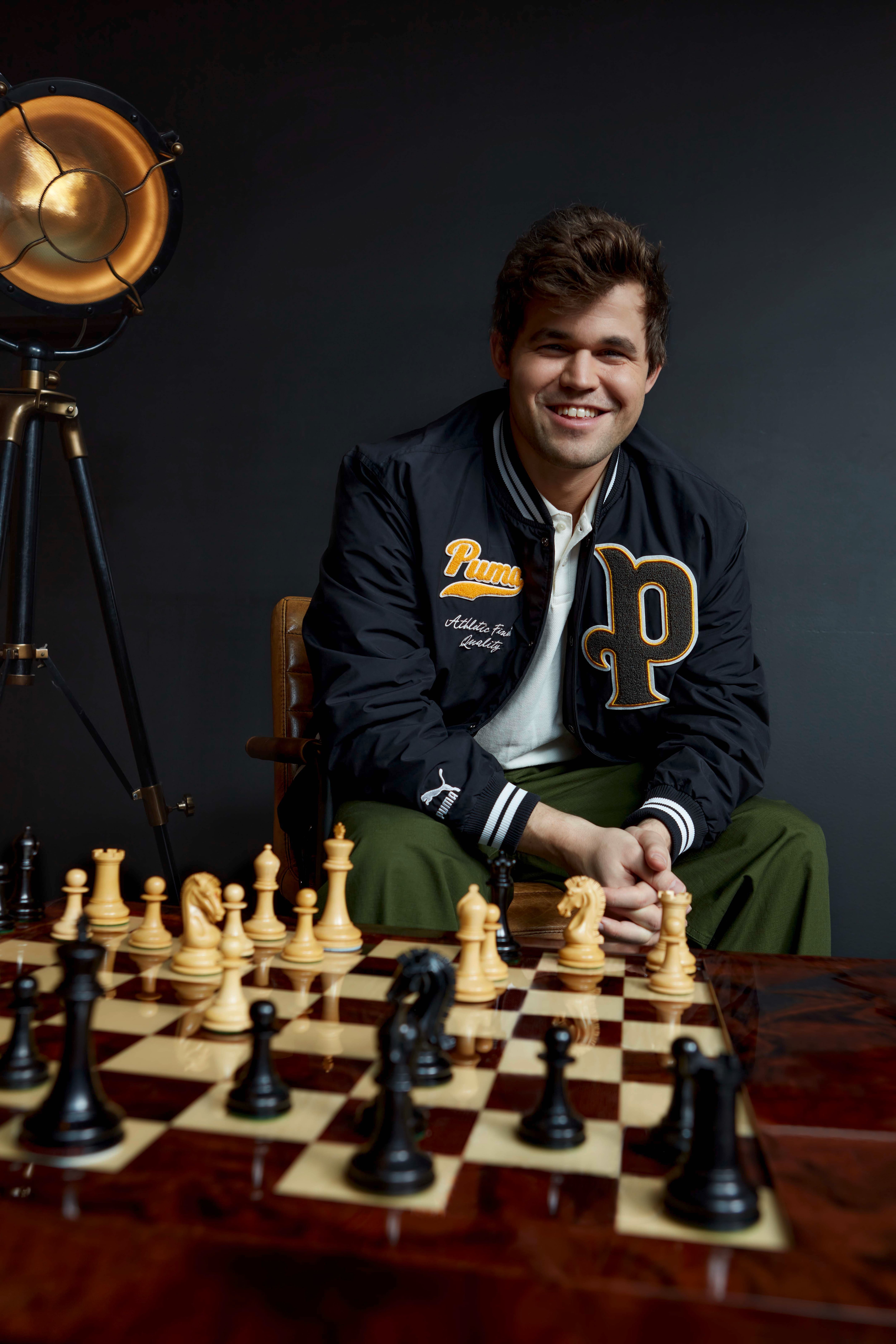 Is Hans Niemann a cheater, or is Magnus Carlsen a sore loser