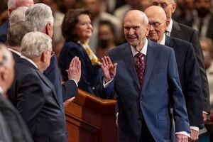 (Rick Egan | The Salt Lake Tribune) President Russel M. Nelson arrives for the morning session of LDS General Conference on Saturday, April 2, 2022.