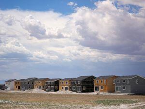 (Francisco Kjolseth | The Salt Lake Tribune) New housing construction pops up in Eagle Mountain on Wednesday, June 29, 2022. Rising interest rates have made it harder to address Utah's housing deficit.