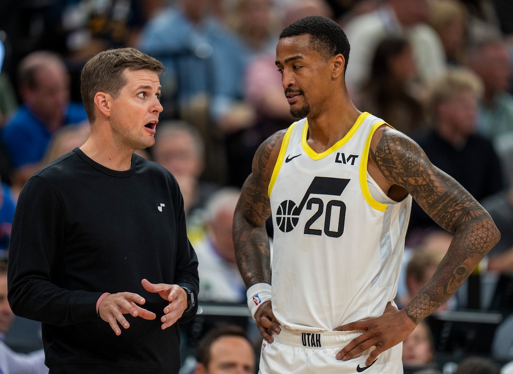 (Rick Egan | The Salt Lake Tribune) Utah Jazz head coach Will Hardy, chats with forward John Collins (20) during a break in the action, in NBA preseason action between the Utah Jazz and the Houston Rockets, at the Delta Center, on Monday, Oct. 7, 2024.