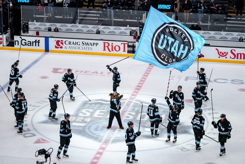 (Trent Nelson  |  The Salt Lake Tribune) Utah Hockey Club celebrates a win over the Minnesota Wild, NHL hockey in Salt Lake City on Thursday, Feb. 27, 2025.