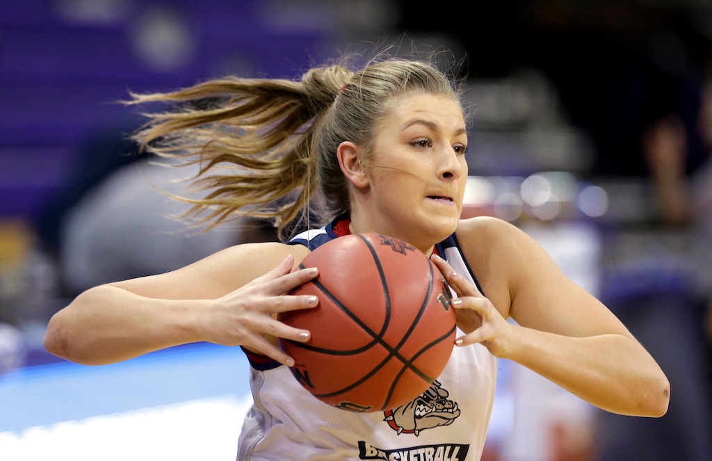 Gonzaga's Laura Stockton runs through a drill at a practice a day before the team's first round NCAA tournament college basketball game Friday, March 17, 2017, in Seattle. Gonzaga plays Oklahoma on Saturday. (AP Photo/Elaine Thompson)