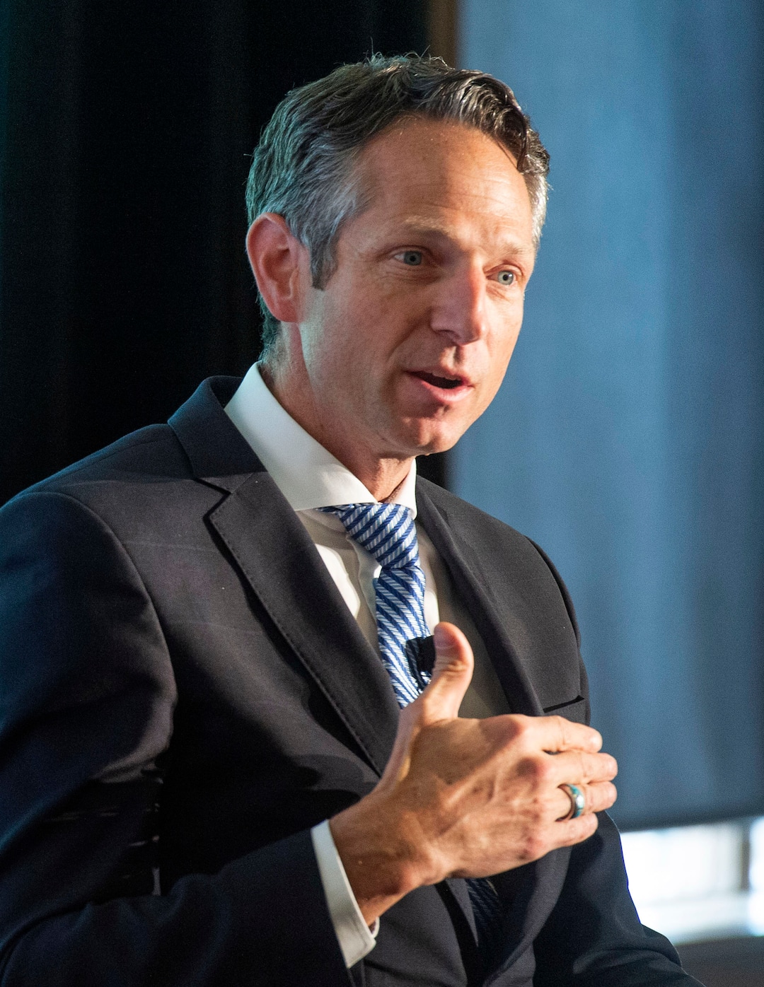 (Rick Egan  |  The Salt Lake Tribune)      Derek Miller, President and CEO of Salt Lake Chamber, makes a few comments during a forum on how American aid strengthens national security and creates opportunities for Utah businesses, sponsored by the U.S. Global Leadership Coalition, at Thanksgiving Point, Friday, April 5, 2019.