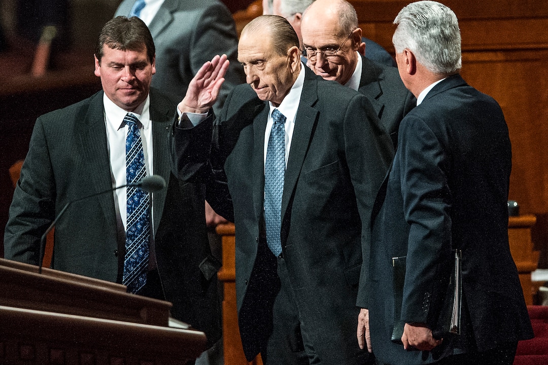 (Chris Detrick  |  The Salt Lake Tribune) LDS Church President Thomas S. Monson salutes the crowd during the 185th Annual LDS General Conference Saturday April 4, 2015.