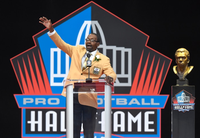 Kenny Easley delivers his speech during his induction at the Pro Football Hall of Fame on Saturday, Aug. 5, 2017, in Canton, Ohio. (AP Photo/David Richard)