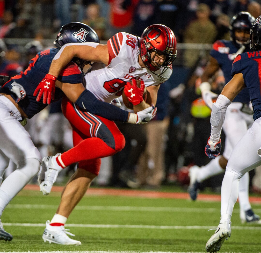 (Rick Egan  |  The Salt Lake Tribune)      Utah Utes tight end Brant Kuithe (80) is stopped short of the end zone by the Arizona Wildcats defender, in PAC-12 action between the Utah Utes and the Arizona Wildcats in Tucson, Saturday, Nov. 23, 2019.