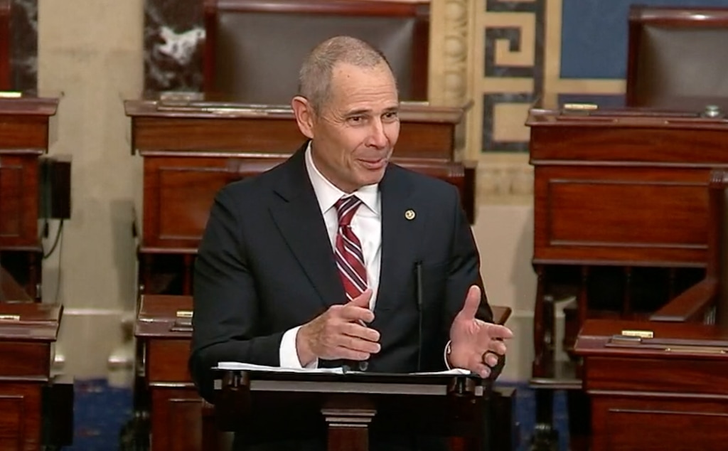 Letter: Sen. Curtis pretends to care about the national debt