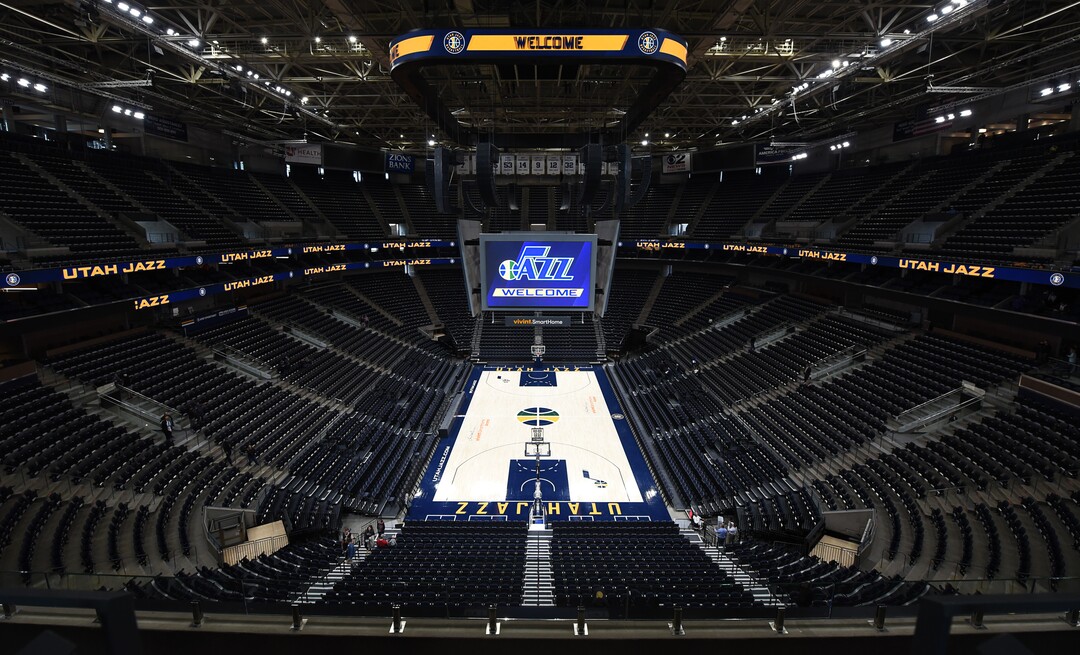 (Francisco Kjolseth  |  The Salt Lake Tribune)  The Jazz unveil renovations for the arena, starting with the J-Note statue and then offering self-guided tours of the venue on Tuesday, Sept. 26, 2017. The arena features new seats, new concourse areas, new anchor restaurants and open spaces for more social experiences at Jazz games and events.