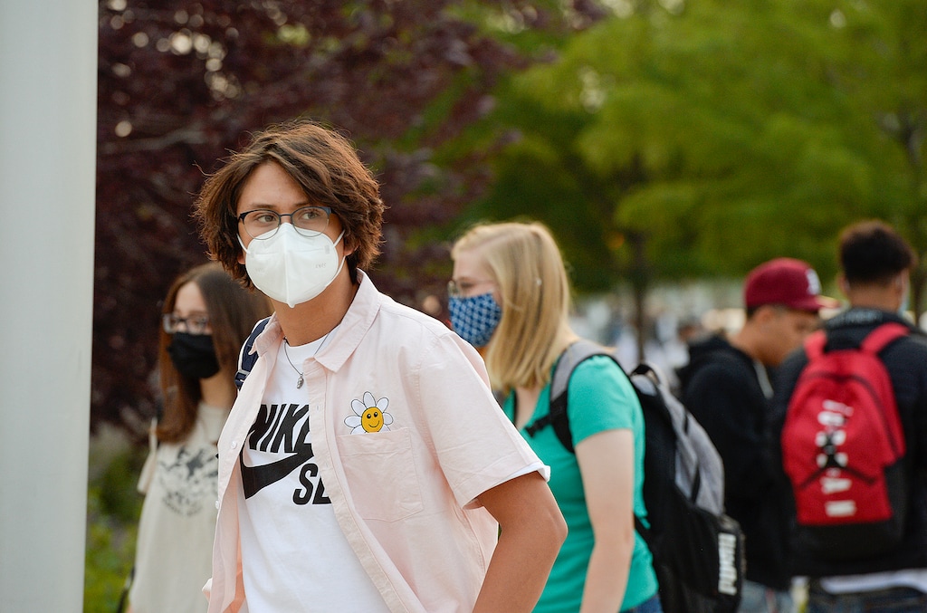 (Chris Samuels | The Salt Lake Tribune) Students begin the first day of school at Granger High School in West Valley City on Monday, Aug. 16, 2021. The state has updated its dashboard for cases in schools, but it says many families are making it hard to track spread because they refuse to talk to the health department.