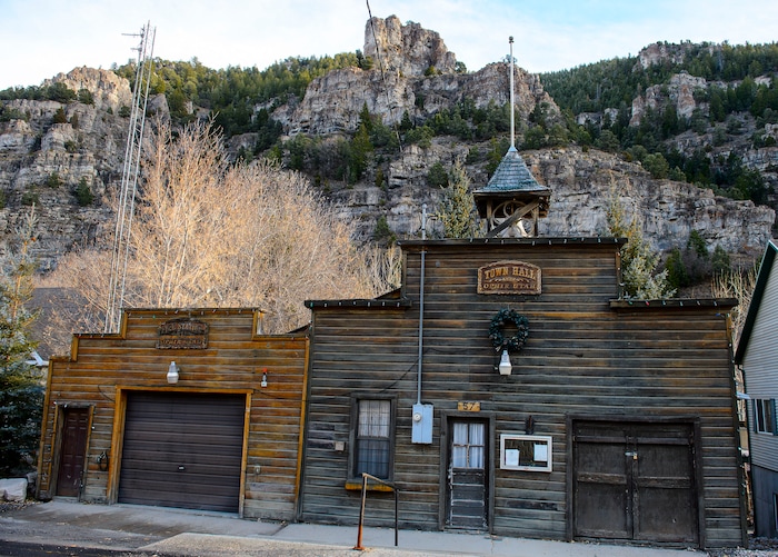 (Steve Griffin  |  The Salt Lake Tribune) Late-fall scenes in the Tooele County town of Ophir on Wednesday, Nov. 22, 2017.