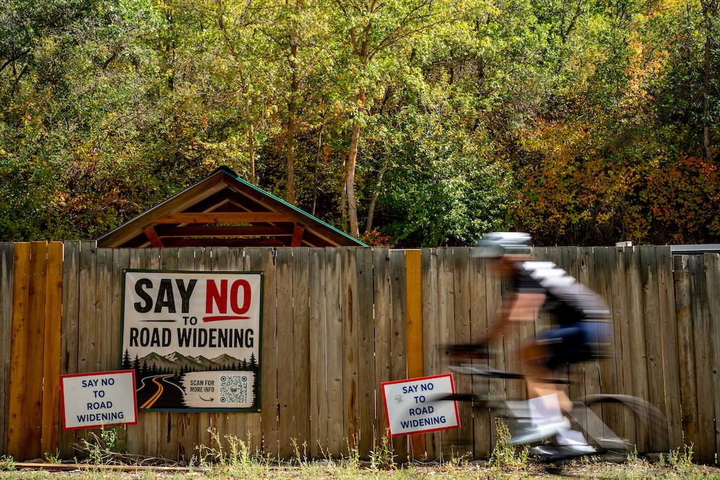 (Trent Nelson  |  The Salt Lake Tribune) A cyclist in Emigration Canyon on Tuesday, Sept. 15, 2026.