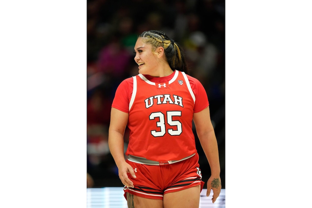 (Francisco Kjolseth | The Salt Lake Tribune) Utah Utes forward Alissa Pili (35) plays at the Huntsman Center in Salt Lake City on Saturday, Dec. 2, 2023.