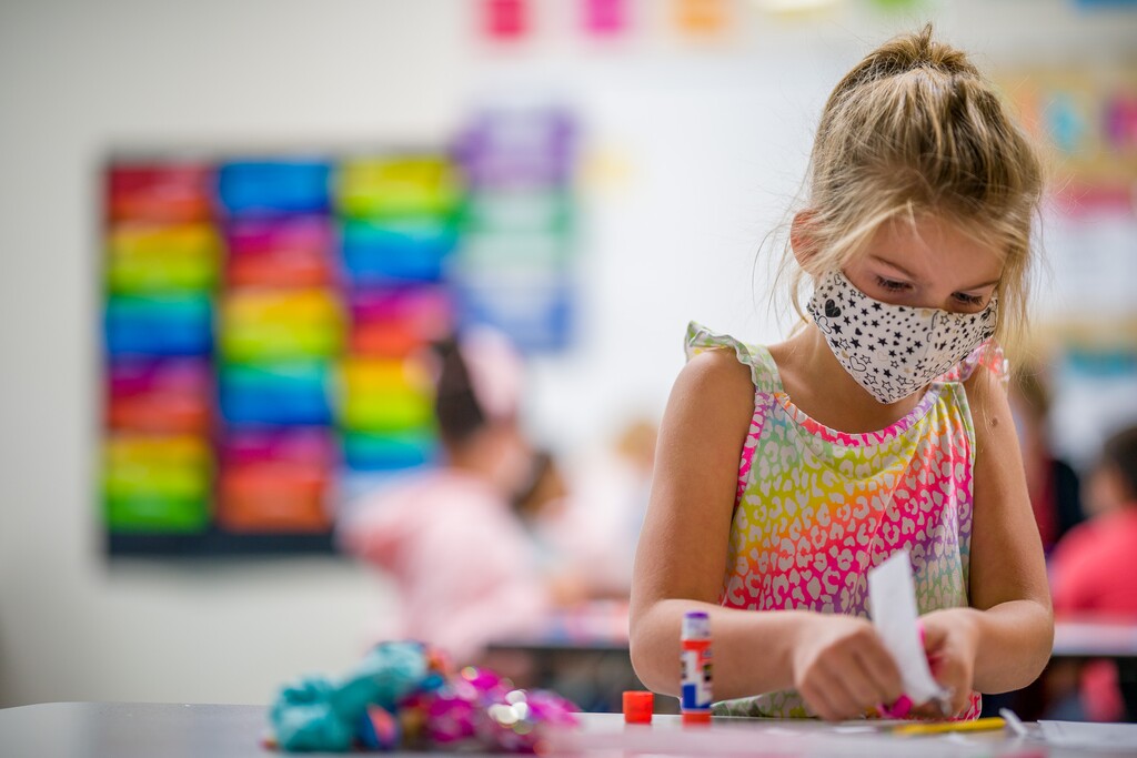 (Trent Nelson  |  The Salt Lake Tribune) Students wearing masks, working in Elizabeth Kunz's second grade class at Neil Armstrong Academy in West Valley City on Tuesday, Sept. 28, 2021.