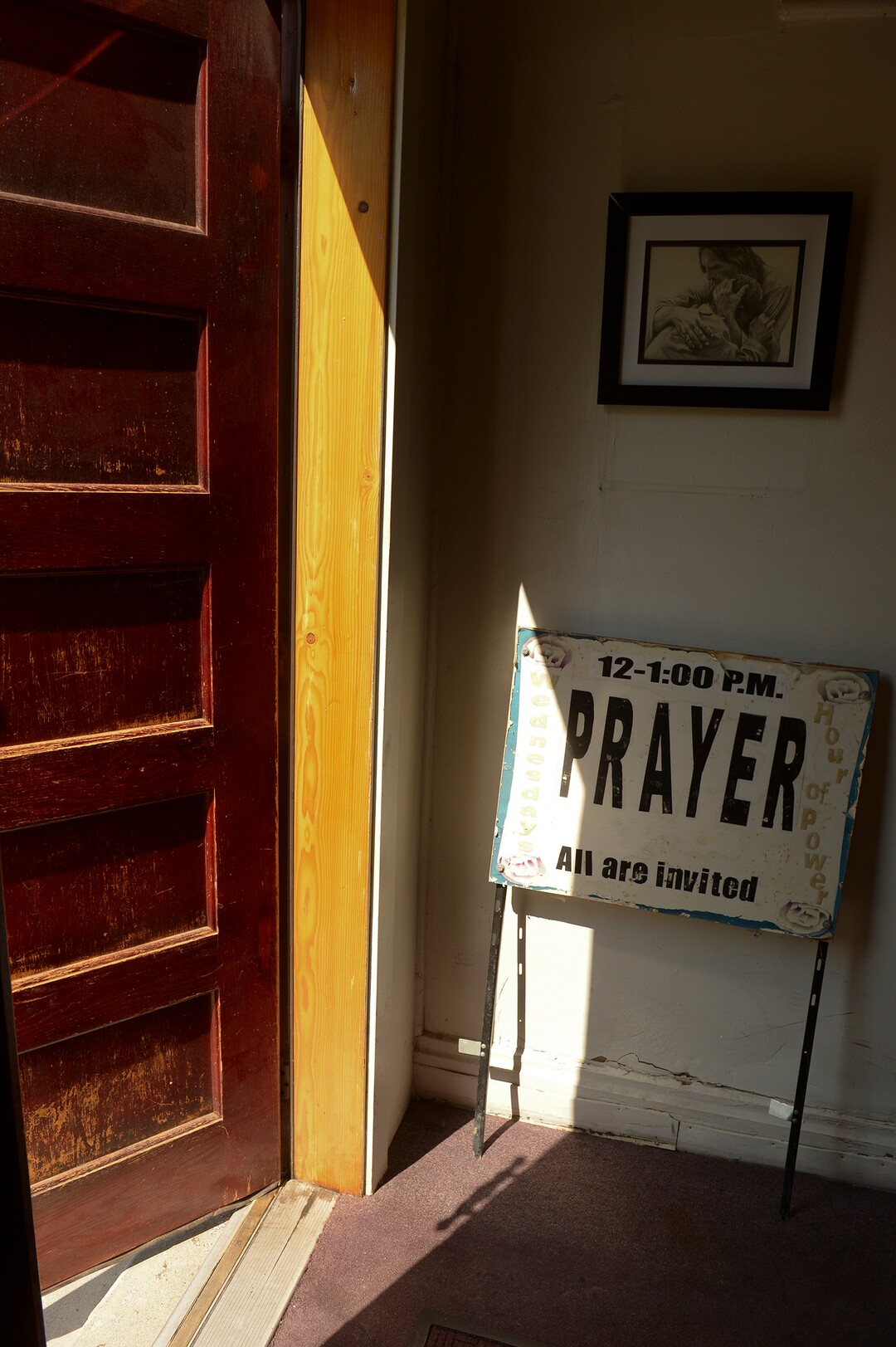Leah Hogsten  |  The Salt Lake Tribune   A placard announcing the afternoon call to prayer rests just inside the entrance to the Trinity African Methodist Episcopal (AME) Church, Aug. 14, 2018. The Rev Nurjhan Govan of the Trinity African Methodist Episcopal (AME) Church is retiring on Aug. 26, 2018.
