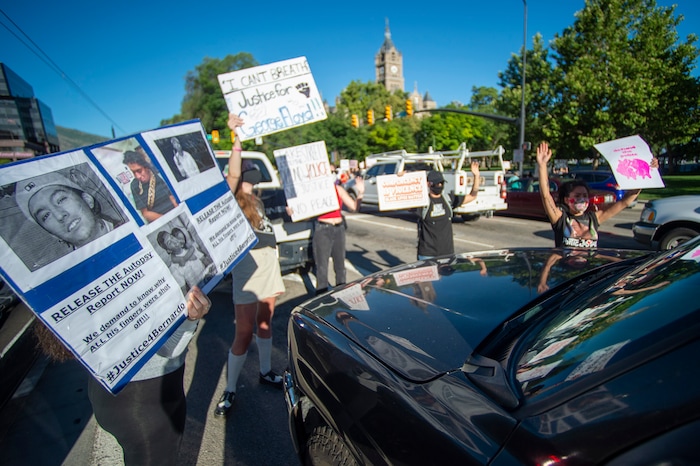(Rick Egan  |  The Salt Lake Tribune) Protesters block traffic on 400 South in Salt Lake City during a demonstration for Bernardo Palacios-Carbajal on Monday, June 22, 2020.