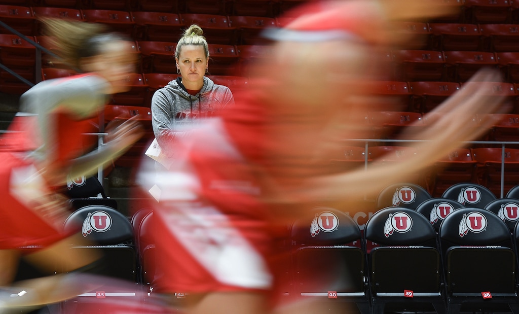 (Francisco Kjolseth  |  The Salt Lake Tribune)  Utah women's basketball head coach Lynne Roberts runs her team through drills during practice at the Jon Huntsman Center on Jan. 2.