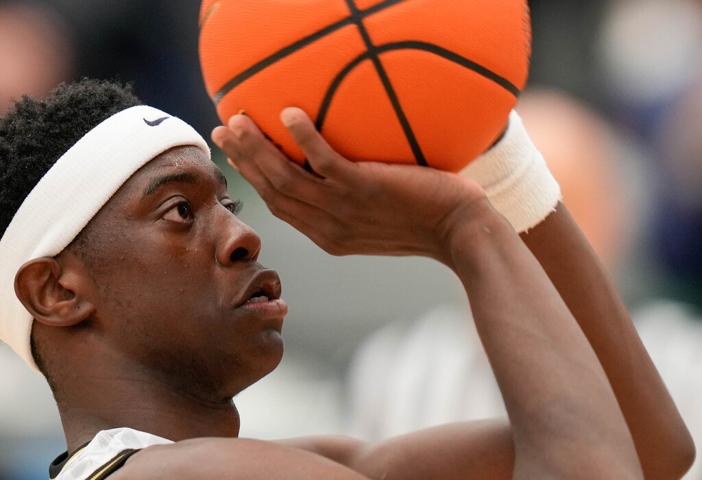 (Francisco Kjolseth  | The Salt Lake Tribune) Utah Prep Academy’s AJ Dybantsa, a star basketball player and potential BYU commit, plays in the 5 for the Fight National Hoopfest in Pleasant Grove on Tuesday, Nov. 26, 2024.