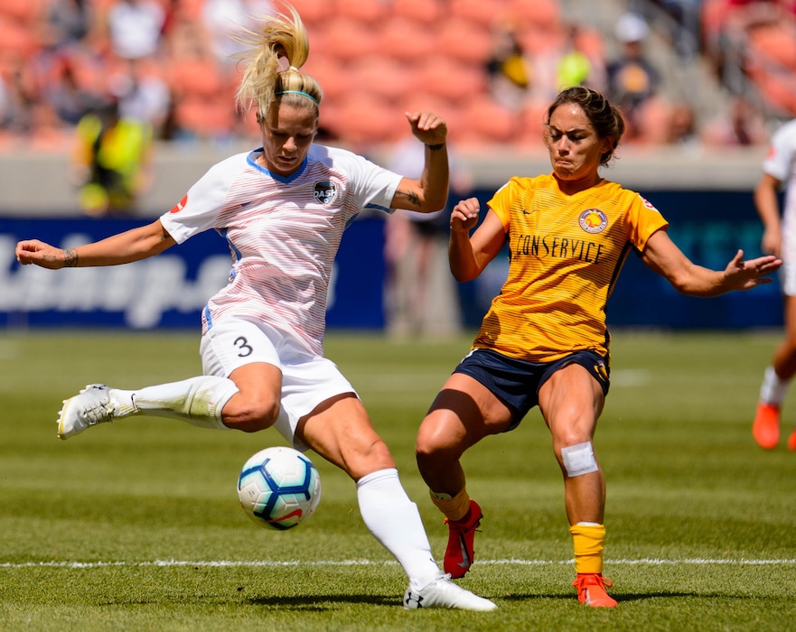 (Trent Nelson | The Salt Lake Tribune)
Houston Dash defender Rachel Daly (3) and Utah Royals FC midfielder Lo'eau LaBonta (9) as Utah Royals FC hosts the Houston Dash at Rio Tinto Stadium in Sandy on Saturday May 11, 2019.