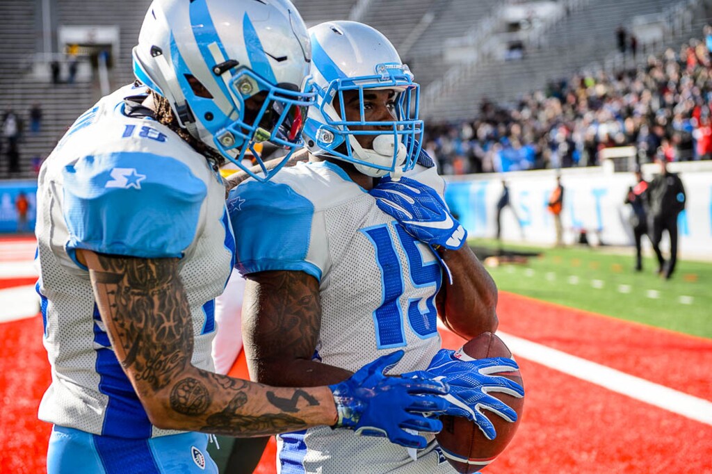 (Trent Nelson | The Salt Lake Tribune)  Salt Lake's De'Mornay Pierson-El (15) pulls in a pass for a two-point coversion as the Salt Lake Stallions host the Arizona Hotshots, Alliance of American Football in Salt Lake City on Saturday Feb. 23, 2019. At left is Salt Lake's Brian Tyms (18).