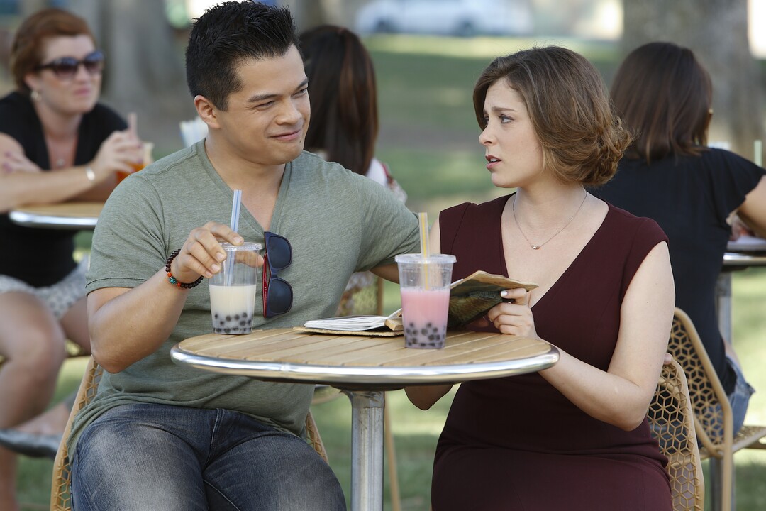Greg Gayne  |  The CWVincent Rodriguez III as Josh and Rachel Bloom as Rebecca in ÒCrazy Ex-Girlfriend.Ó