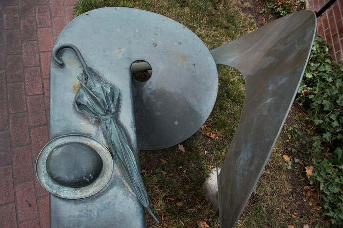 (Scott Sommerdorf   |  The Salt Lake Tribune)   
The bench at South Temple and T Street created by Utah sculptor Richard Johnston, Wednesday, December 20, 2017.  
